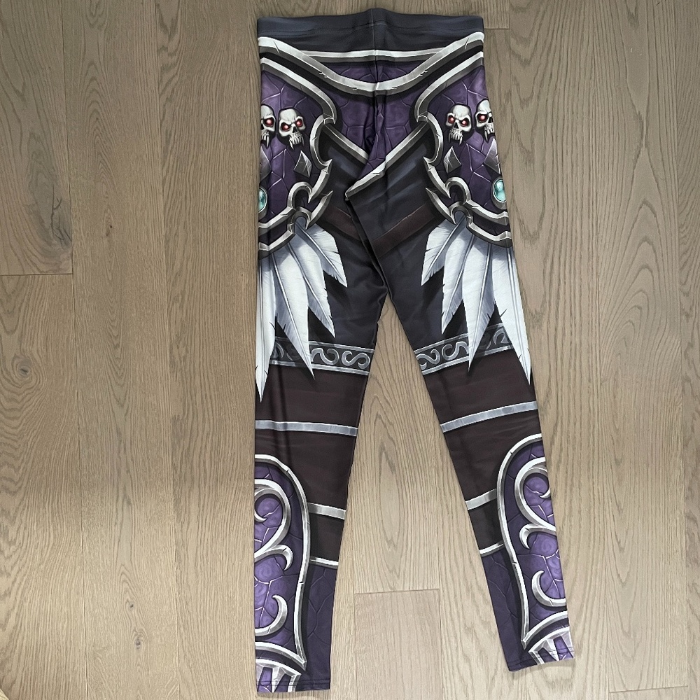 Leggings Authentic World Warcraft size L NWOT